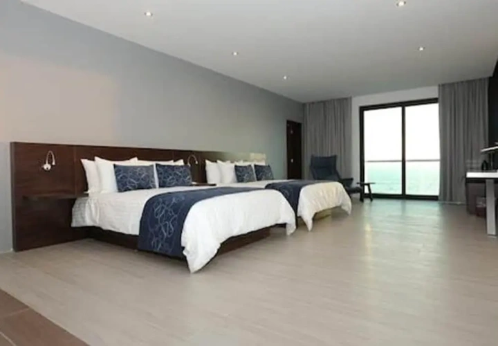 Quadruple Junior Suite with balcony