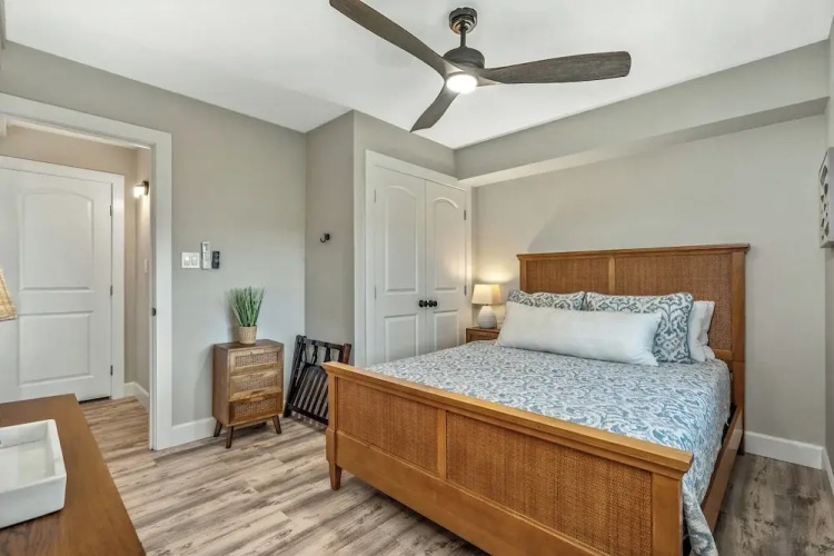 Centrally Located Elegant Vistas