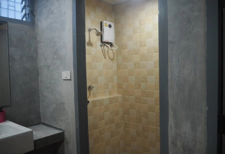 April 24 Home - Hostel