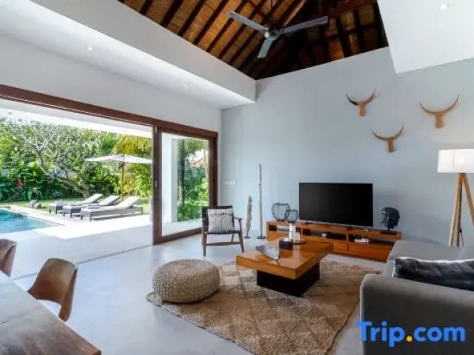 Villa Leaf Sanur by BaliSuperHost