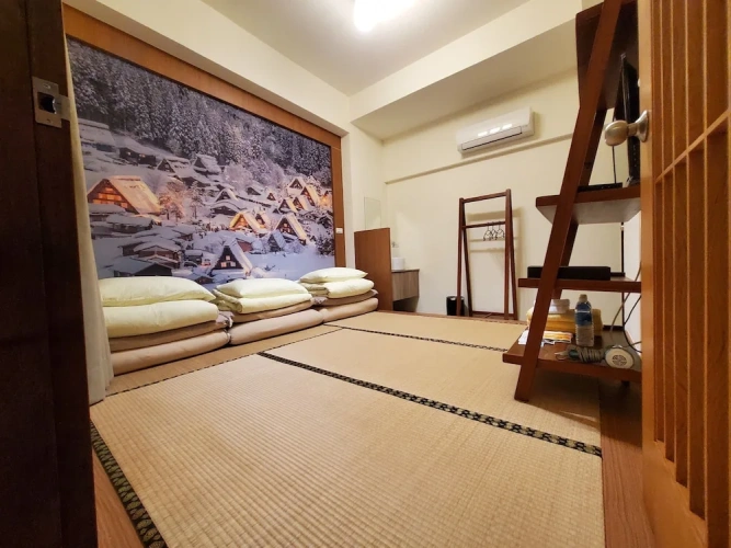 Standard Triple room
