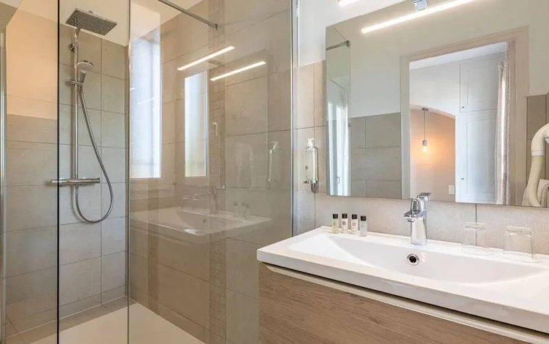 Comfort Double room with balcony and with sea view