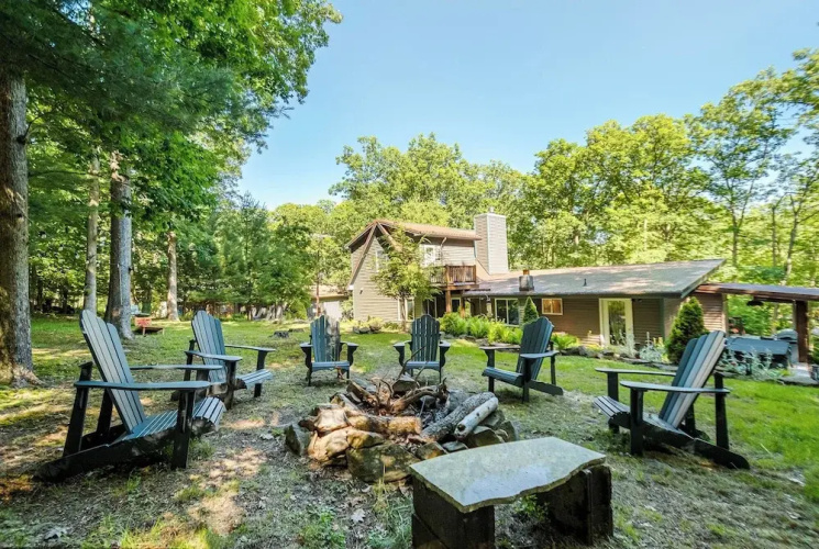 Rustic Retreat by Taylor Made Deep Creek