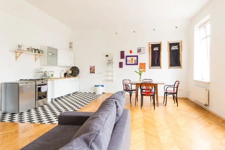 Apartment with balcony
