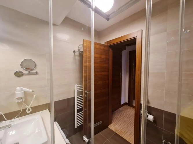 Apartment B513