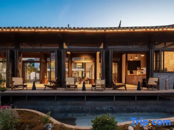 Yulong Mujianshan Homestay