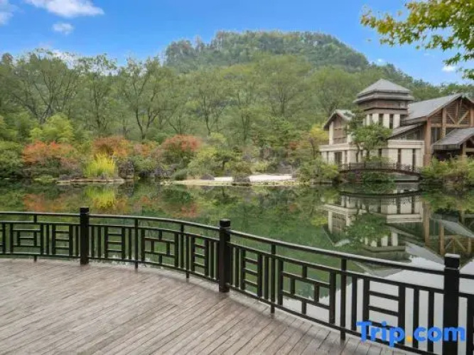 Fanjing Cloud Villa Hotel