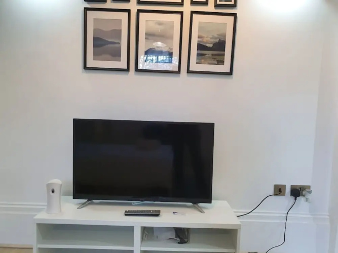 Lux Kings RD City Centre Studio Apartment Reading