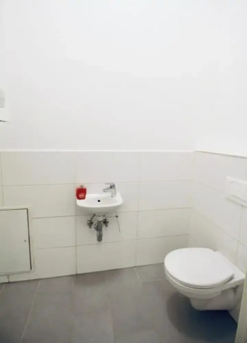 Charming 3BR Apt Close to Augarten Park