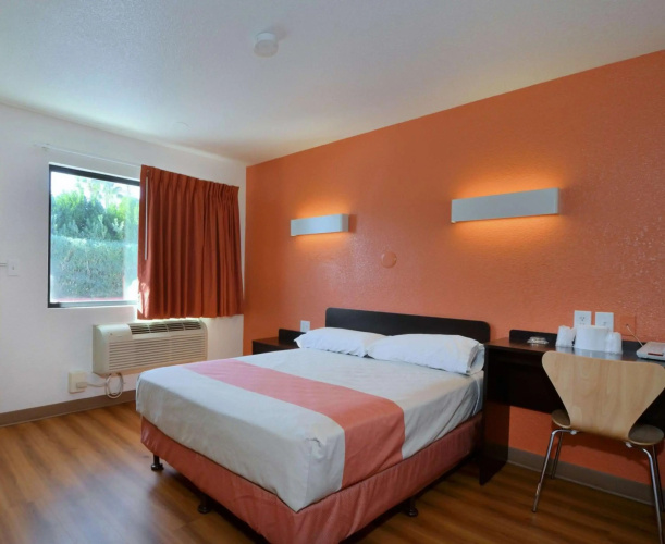 Motel 6 Laredo, TX - South