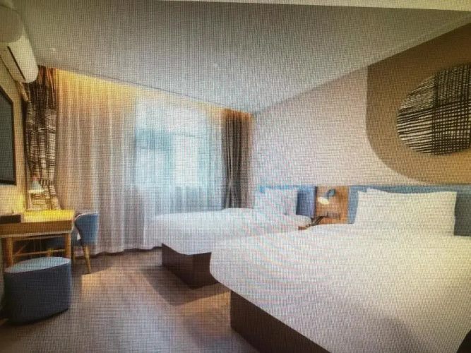 Home Inn Dongfeng Square