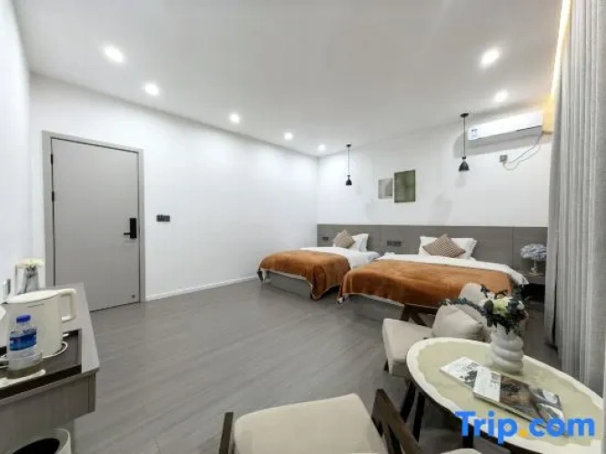 Standard Twin room with sunset view