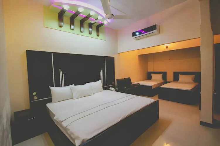 Regalia Inn Hotel