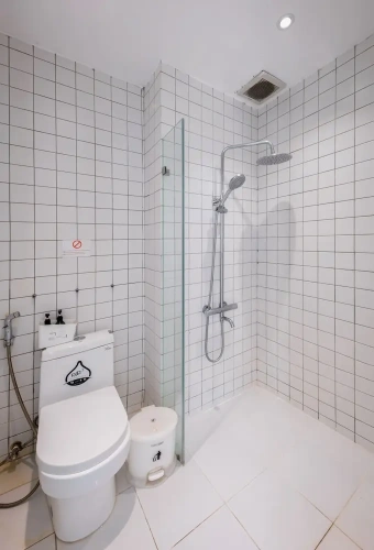 Deluxe Quadruple room with balcony and with city view