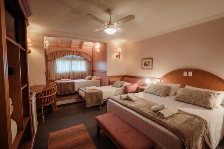 Quadruple Suite