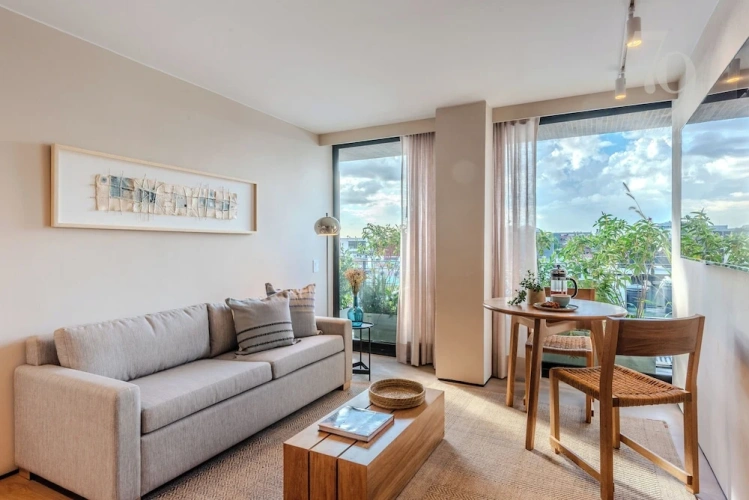 1 Bedroom Deluxe Apartment with balcony and with city view