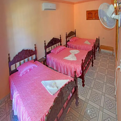 Hostal Casa Tuto & Cary