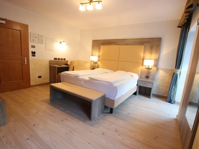 Standard Triple room with balcony