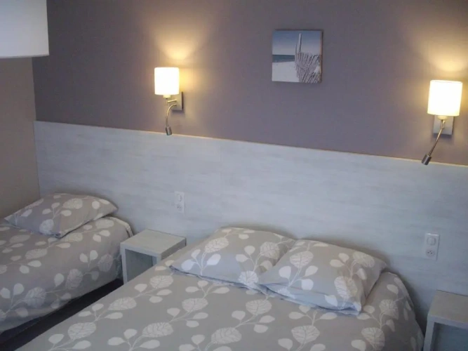 Standard Quadruple room with view