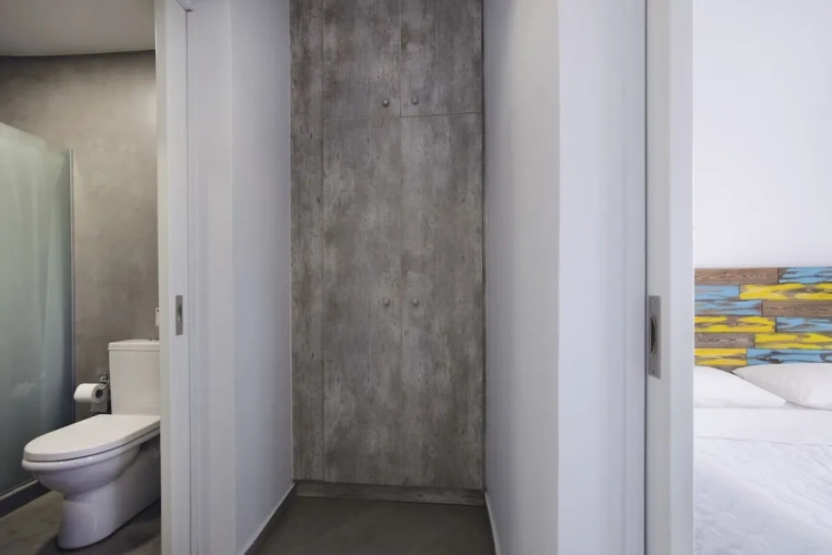 1 Bedroom Apartment with balcony
