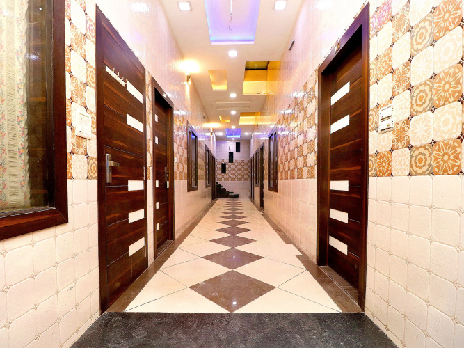Hotel O Max