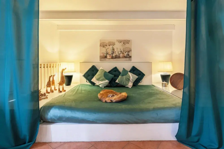 Pantheon Terrace Natural Flat