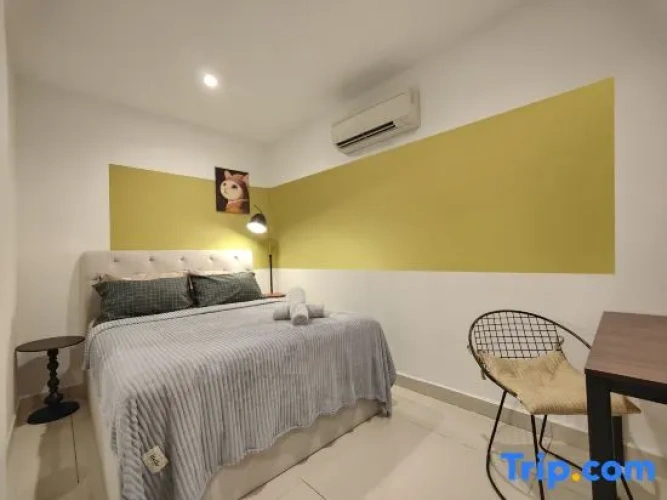 3 Bedrooms Apartment