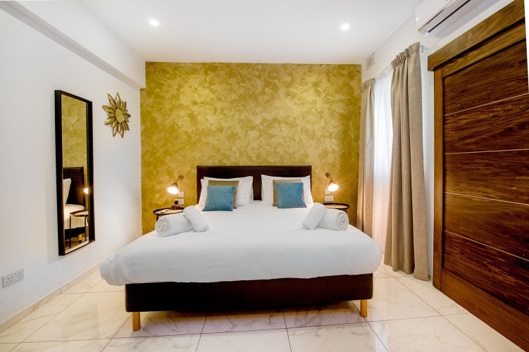 Deluxe Double room