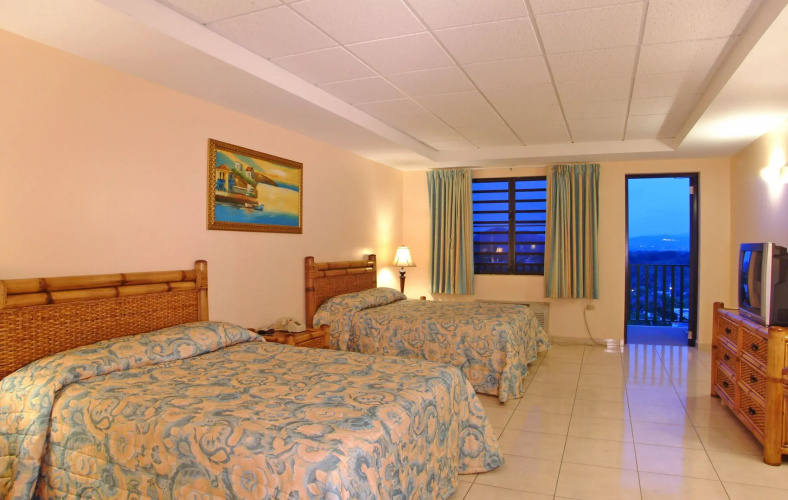 Fajardo Inn