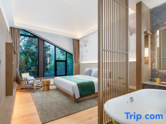 2 Bedrooms Suite