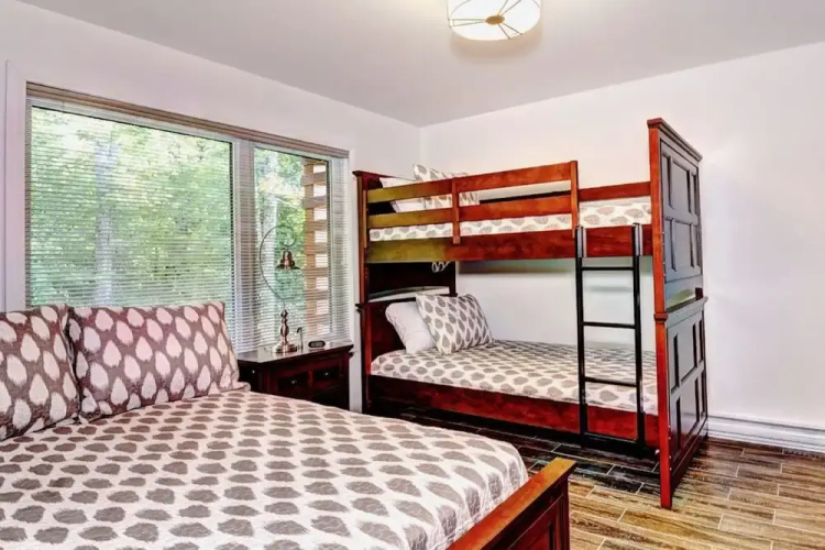 26Chalet A Louer A Stoneham
