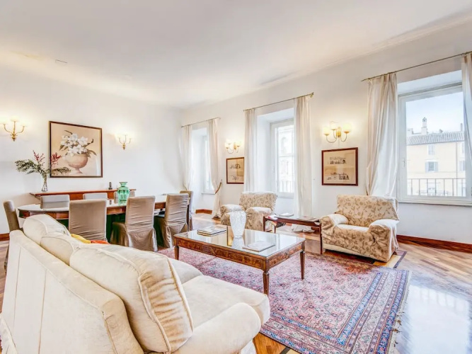 RSH Bernini Luxury Panoramic Apartment