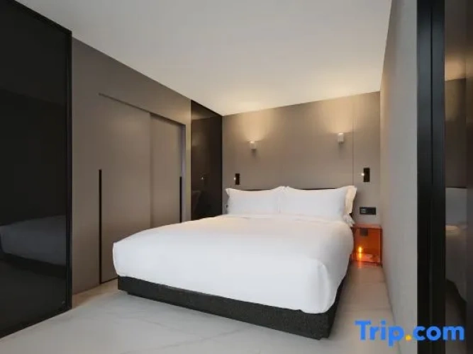2 Bedrooms Suite