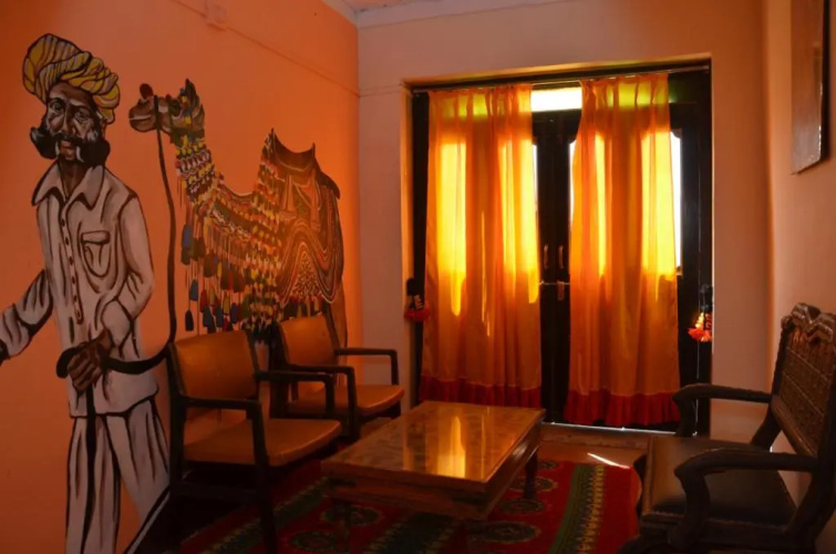 Deepak Hotel & Restaurant