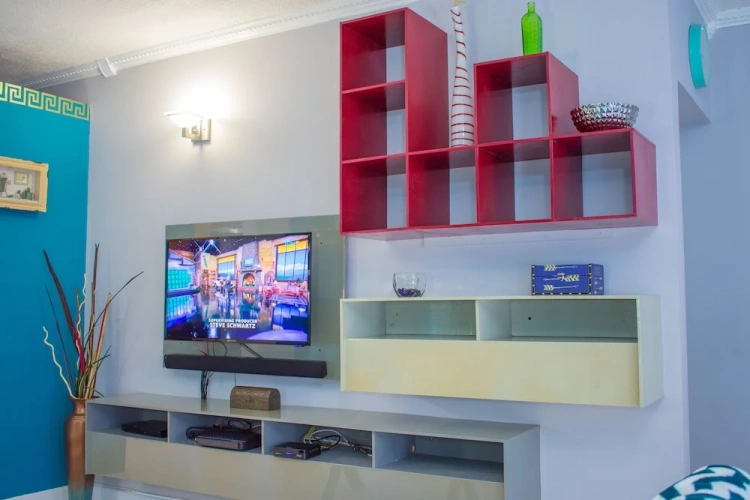 2 Bedrooms Apartment