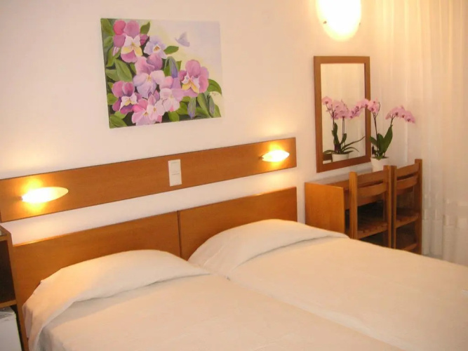 Danae Hotel