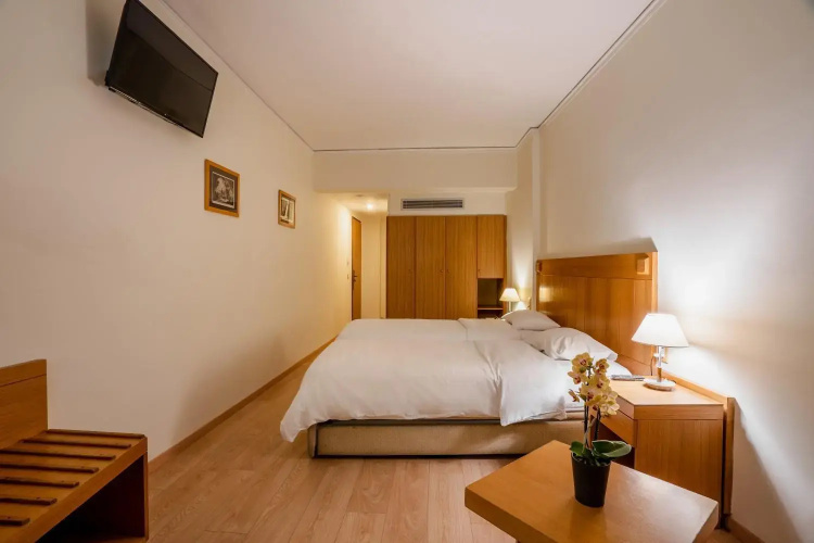 Hotel Ilissos