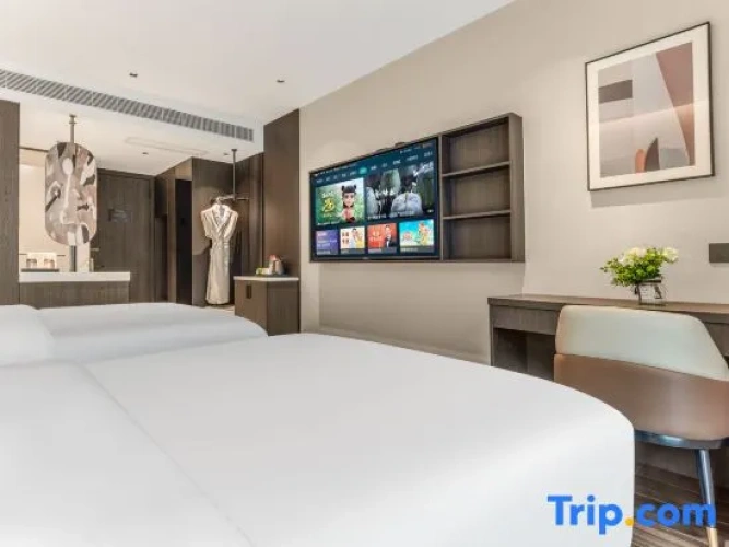 Premium Double room with city view