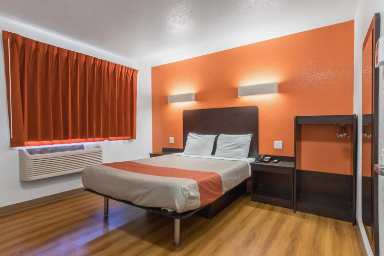 Econo Lodge Bakersfield