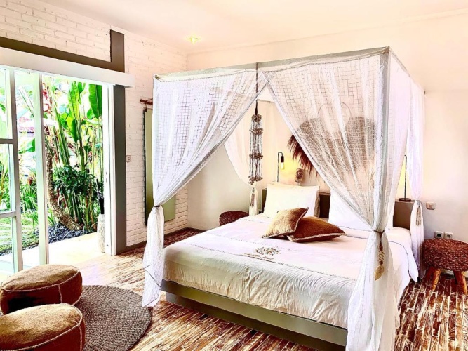 Deluxe Single room with pool view