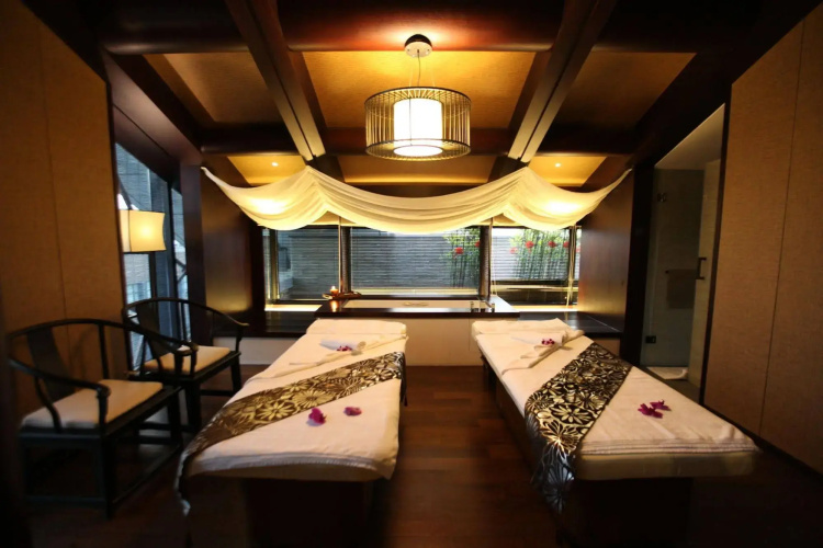 Gloria Plaza Hotel Dongsheng