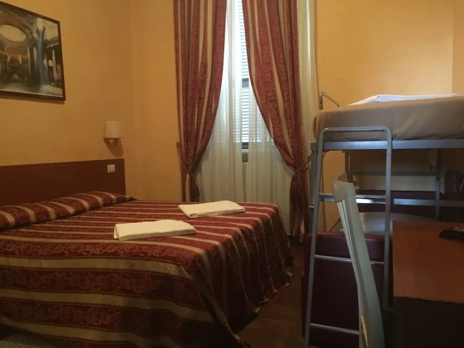 Standard Quadruple room