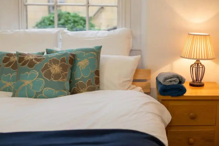 Stunning Georgian Spacious Apartment Central Bath