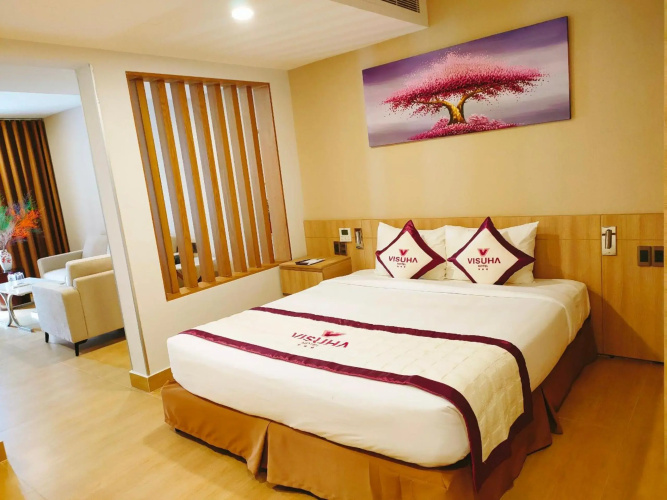 Visuha Hotel