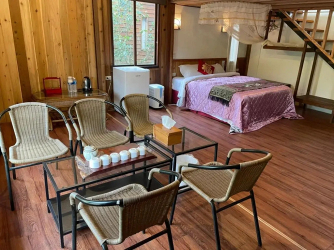 Love face B&B