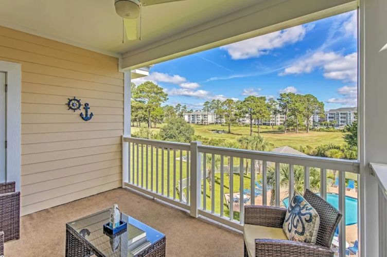 Magnolia Pointe Condo on Golf Course!
