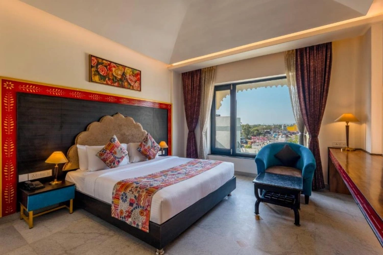 Premier room