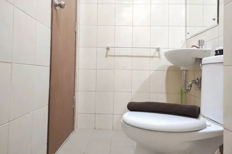 Comfort Studio at Vida View Makasar Apartment