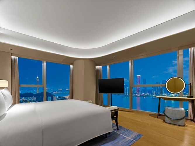 Deluxe Double Suite