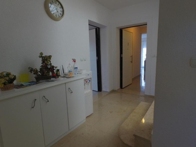 1 Bedroom Apartment with balcony and with view